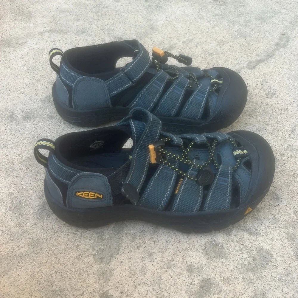 KEEN Newport H2 Kids Blue/Black Sandals Size 1
